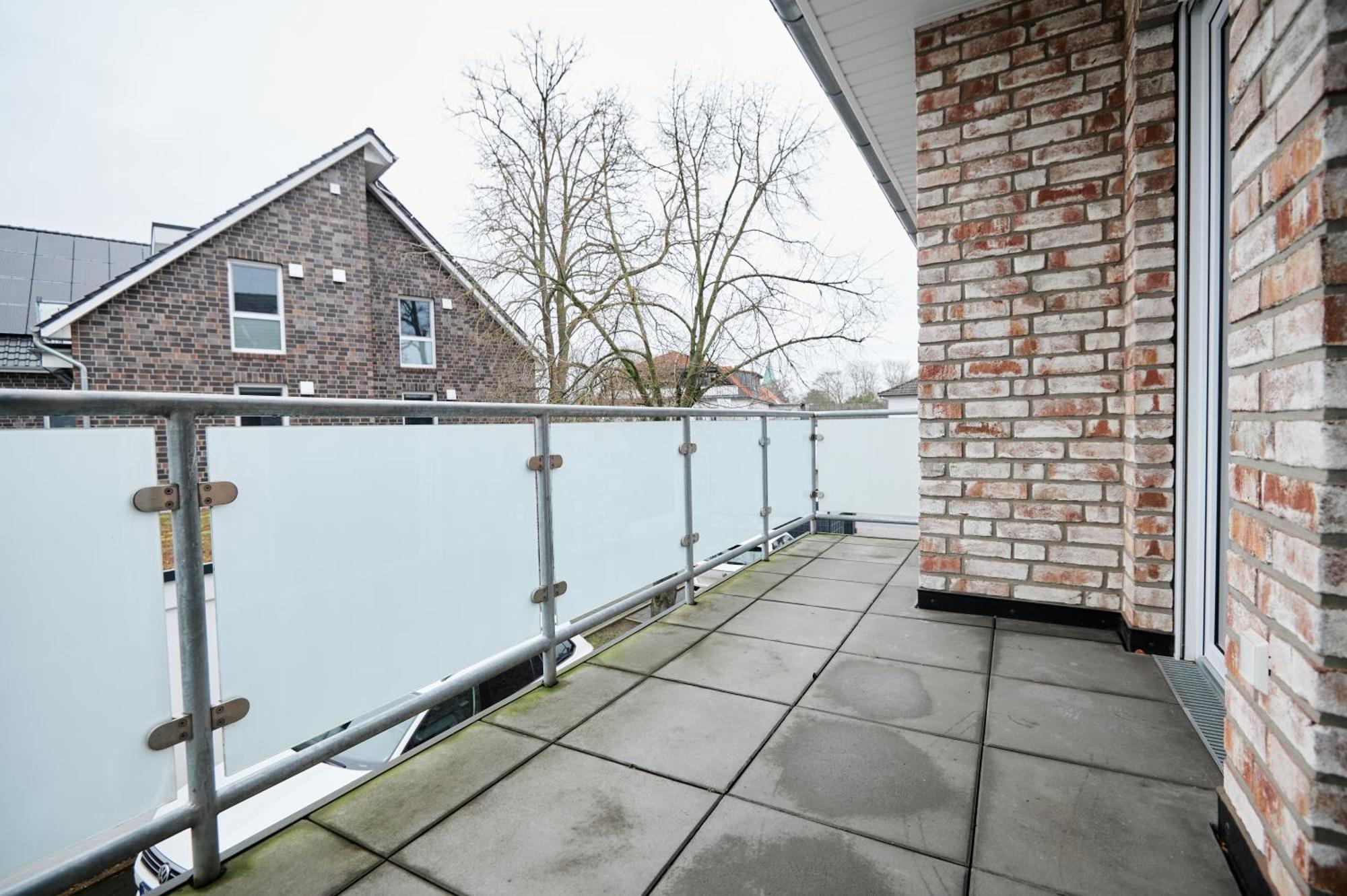 Modernes Business In Naehe Bremen * Weyhe